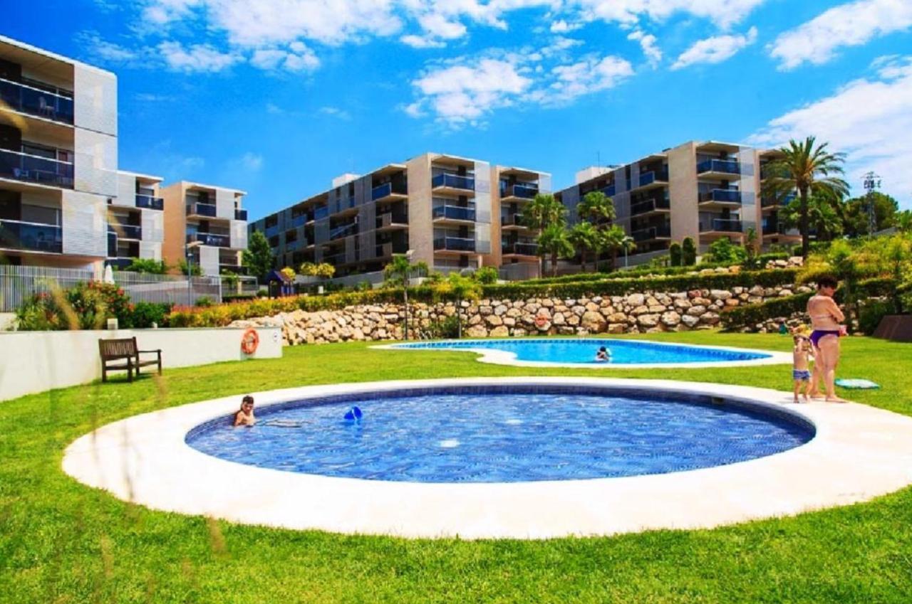 Paradise Village Hogaristic ซาลอว์ ภายนอก รูปภาพ