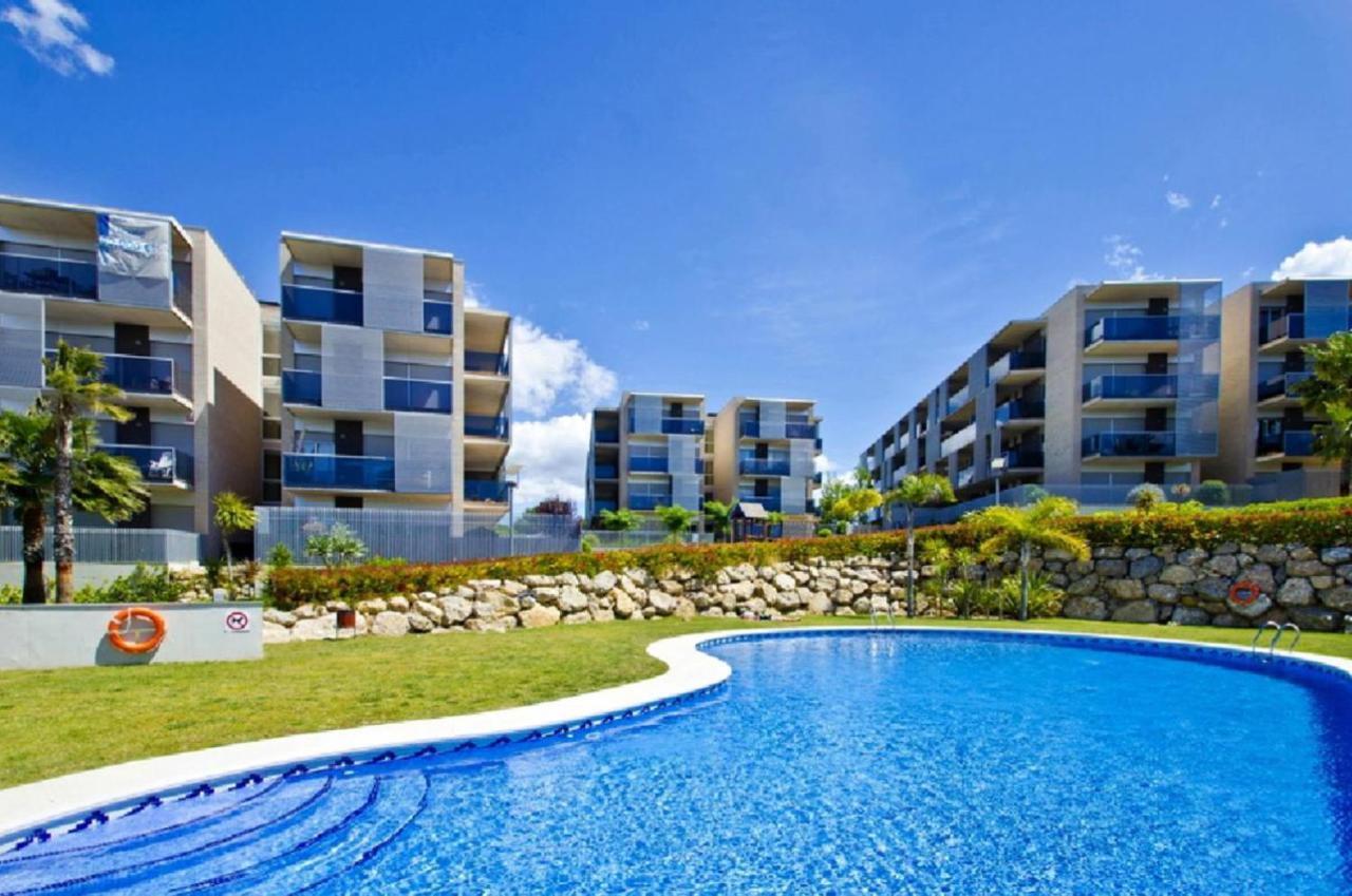 Paradise Village Hogaristic ซาลอว์ ภายนอก รูปภาพ